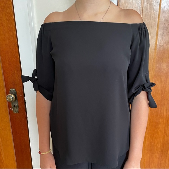 Babaton Malik Blouse - Picture 2 of 7